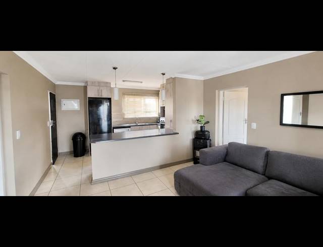 2 BEDROOM APARTMENT FOR SALE IN AMBERFIELD